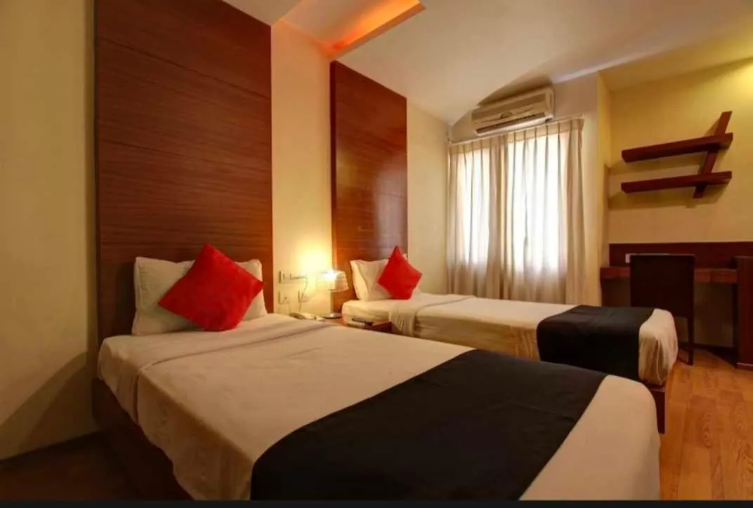 ***  Pop Hotel Airport Golden New Delhi India